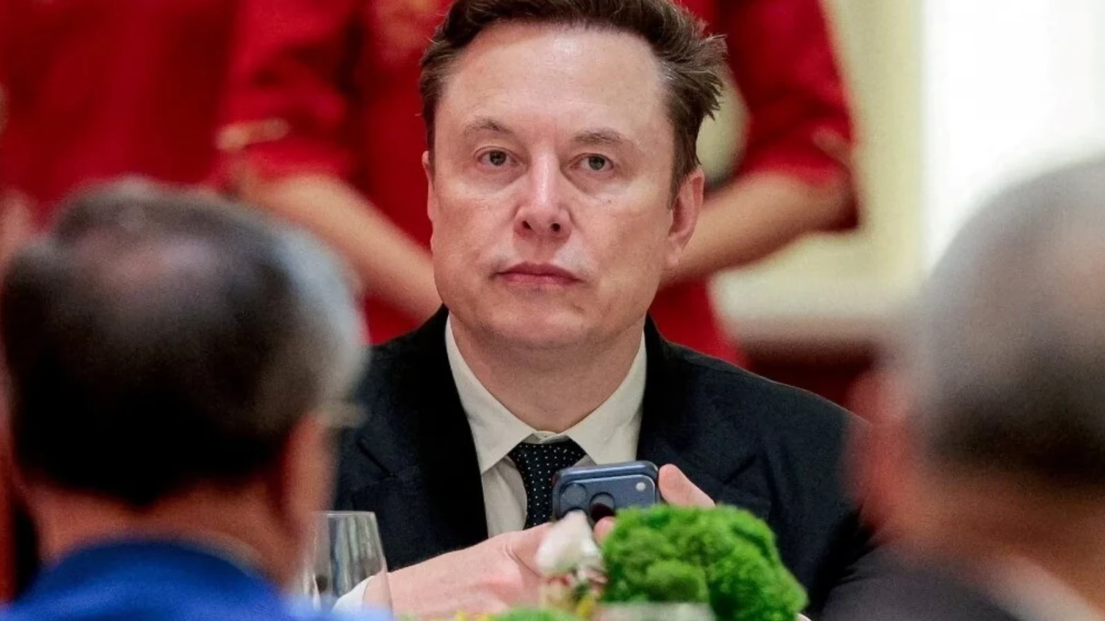 द न्यूज़ 100 डेस्क: Elon Musk की कंपनी का बड़ा ऐलान, उत्तर प्रदेश के इस शहर में खुलेगा पहला टेस्ला स्टोर से जुड़ा समाचार चित्र