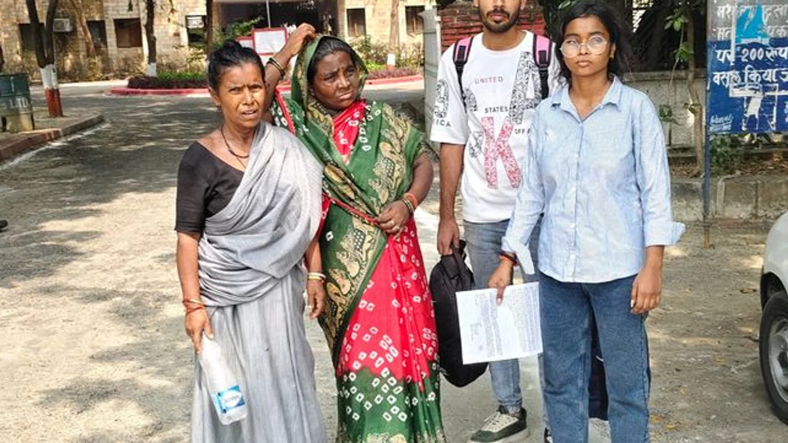 द न्यूज़ 100 डेस्क: मौसी के पास रखे जेवरात और नकदी गायब से जुड़ा समाचार चित्र