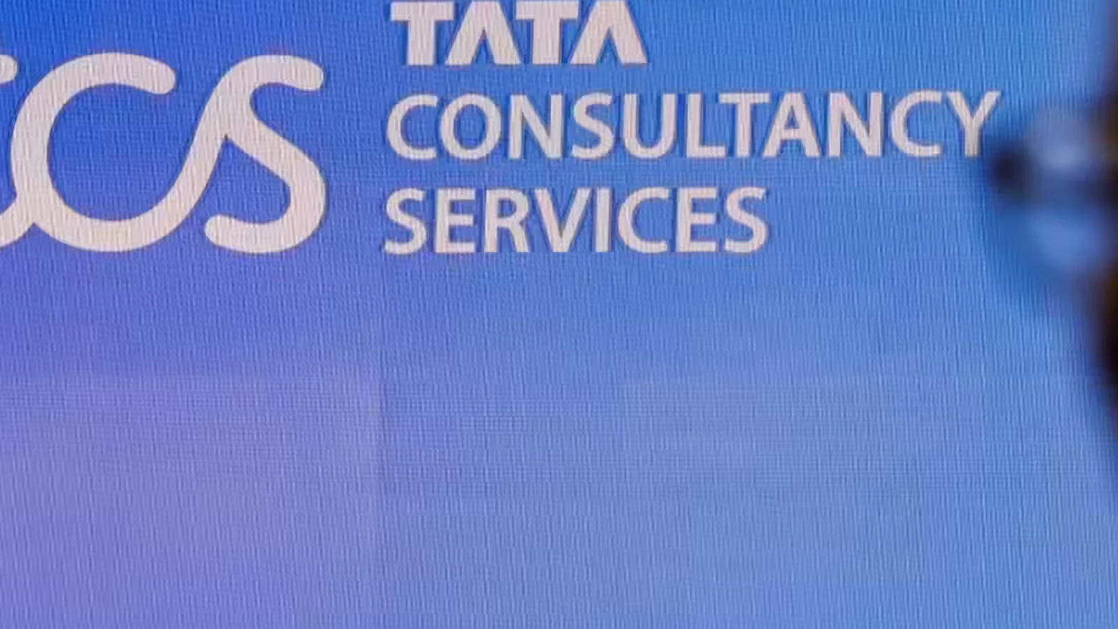 TCS Q2 results: Net profit rises 15% to Rs 13,884 crore, revenue up 11% पर बड़ी खबर व मुख्य बिंदु