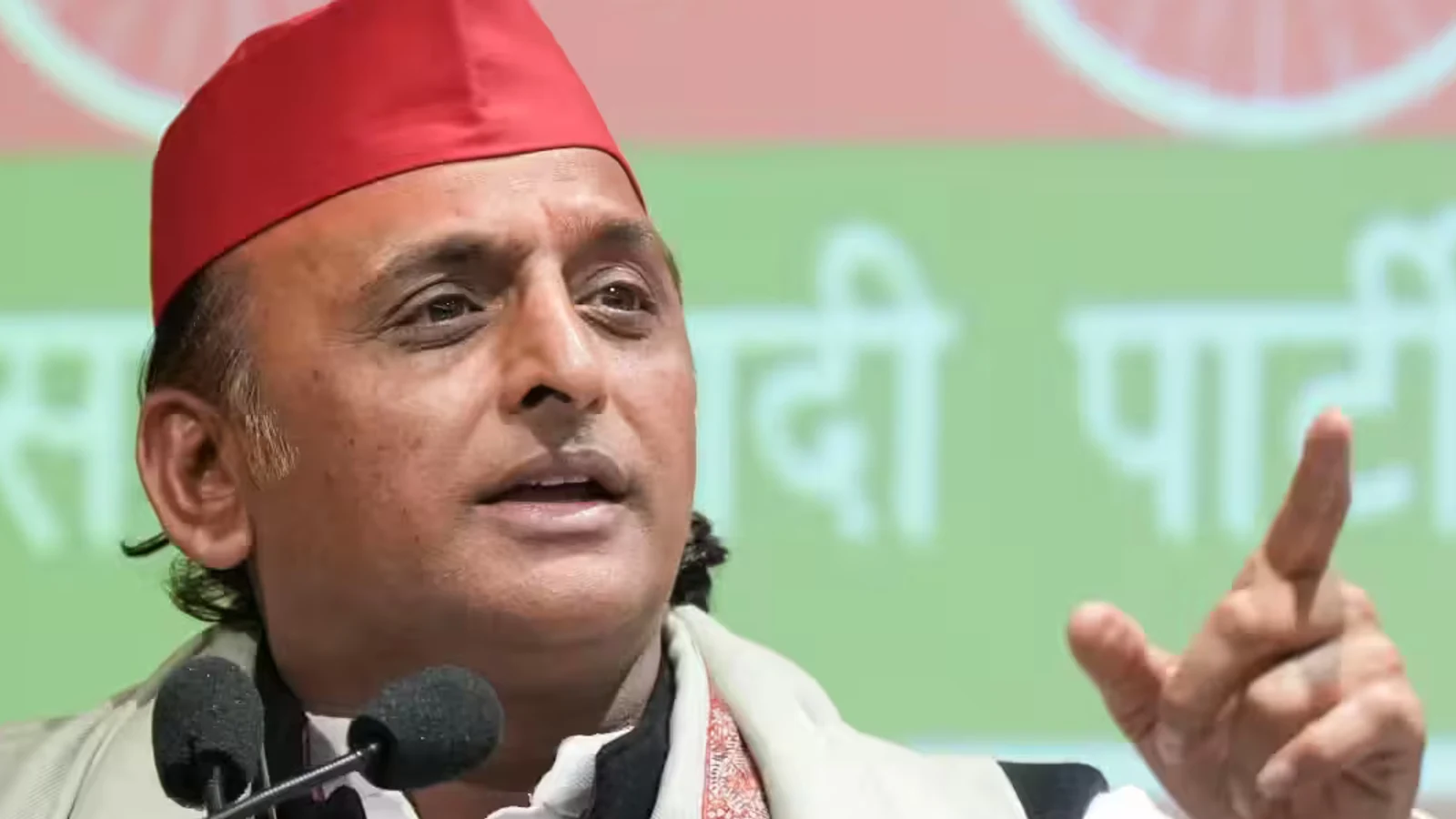 द न्यूज़ 100 डेस्क: अंतरराष्ट्रीय घटनाक्रम से जुड़ा समाचार चित्र