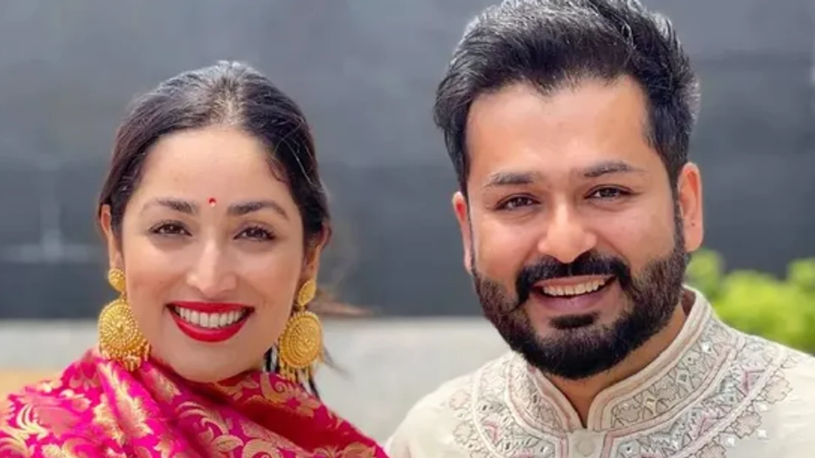IN: विशेष रिपोर्ट: मुंबई छोड़ हिमाचल में बसेंगी यामी गौतम, कैसा दिखता है 25 एकड़ में बना 100 साल पुराना घर? आदित्य धर से यहीं की थी शादी; Photos