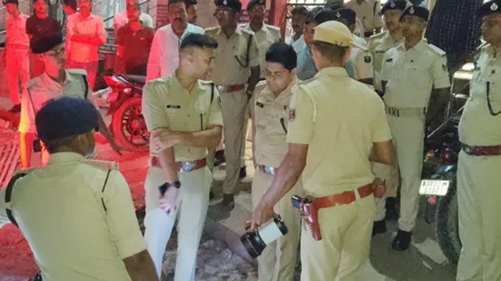 मंगलवार को घर आने का वादा कर गए मोनल, कुछ घंटे बाद मिली मौत की खबर; बड़े भाई संग बाइक खरीदने की अधूरी रह गई ख्वाहिश