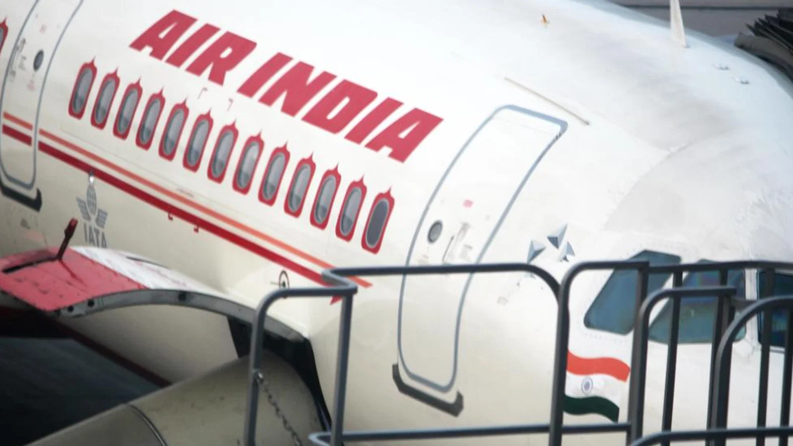 Air भारत cancels all flights to and from 3 सऊदी cities till October 20 - घटनाक्रम से जुड़ा सत्यापित चित्र