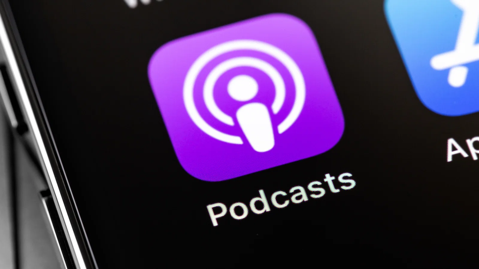 Apple discloses deal to hire team and license tech from personalized podcast startup Huxe