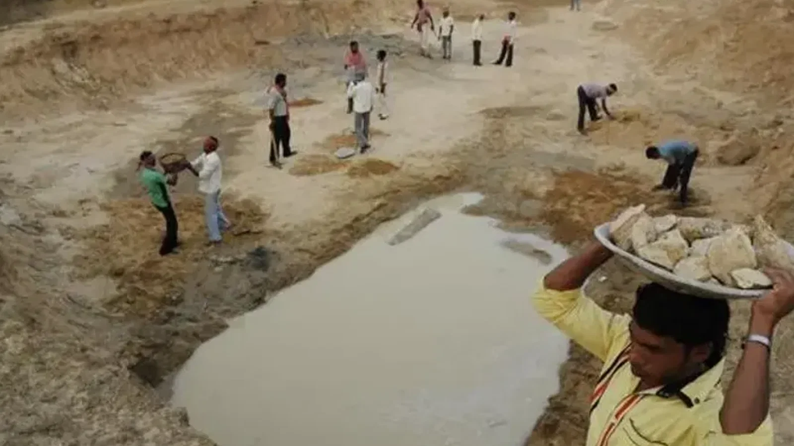 द न्यूज़ 100 डेस्क: अंतरराष्ट्रीय घटनाक्रम से जुड़ा समाचार चित्र