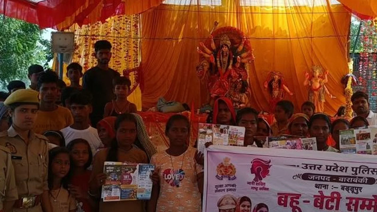 द न्यूज़ 100 डेस्क: भगौतीपुर में महिलाओं से जुड़ा समाचार चित्र