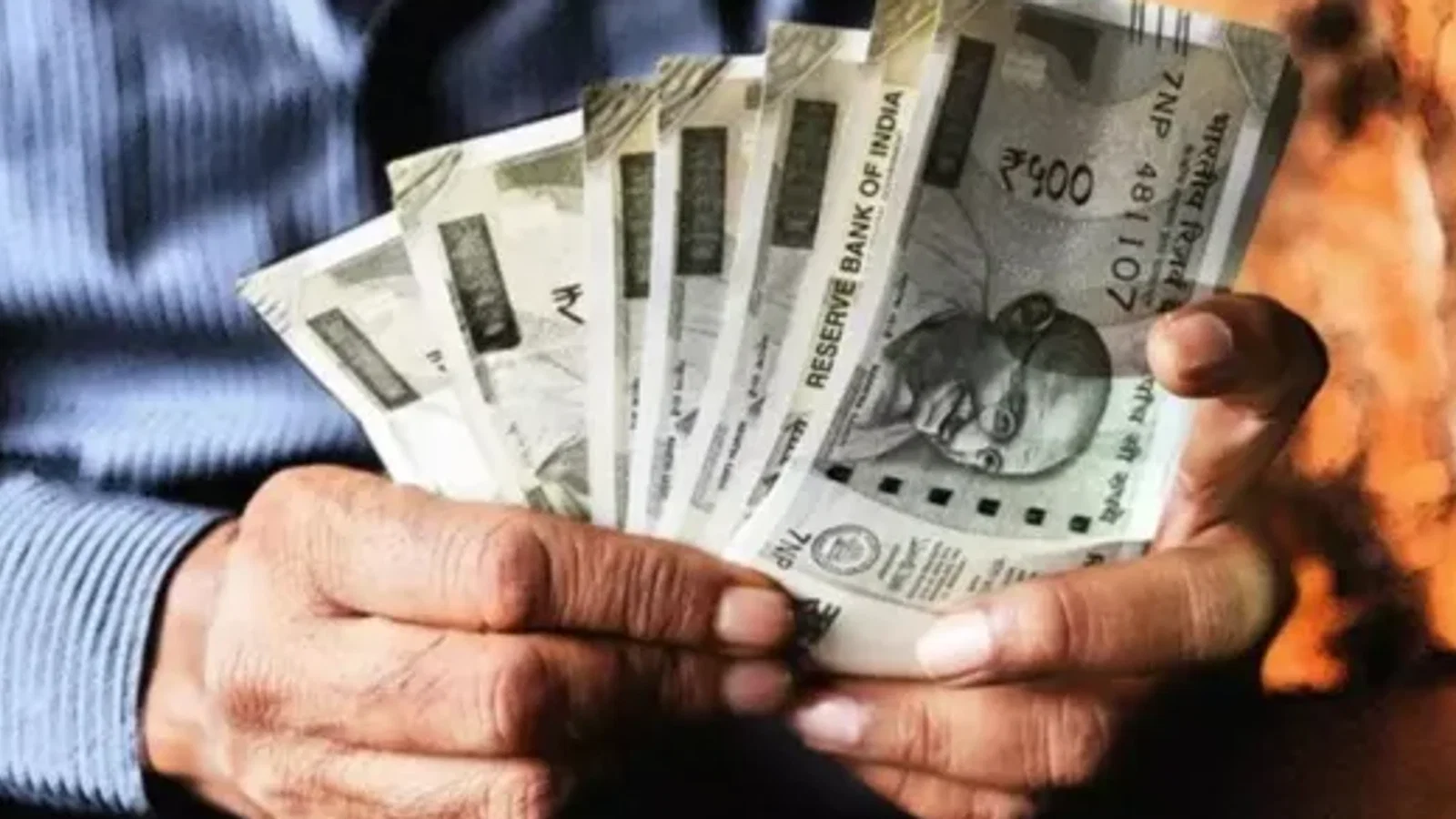 द न्यूज़ 100 डेस्क: बिहार में शिक्षकों के वेतन भुगतान की राह होगी आसान, तीन दिनों में बनेगा मास्टर डाटा से जुड़ा समाचार चित्र