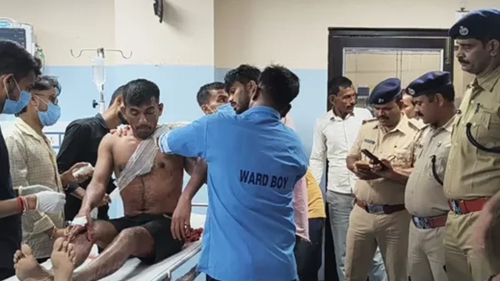 बिहारशरीफ में गोलीबारी, मेला देखने जा रहे युवक को मारी गोली; लूटपाट या रंजिश, जांच में जुटी पुलिस