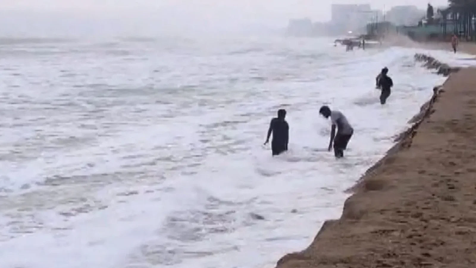 Cyclone Arnab Tracker Live Updates: Rainfall batters Andhra Pradesh, Odisha as Cyclone Arnab makes landfall