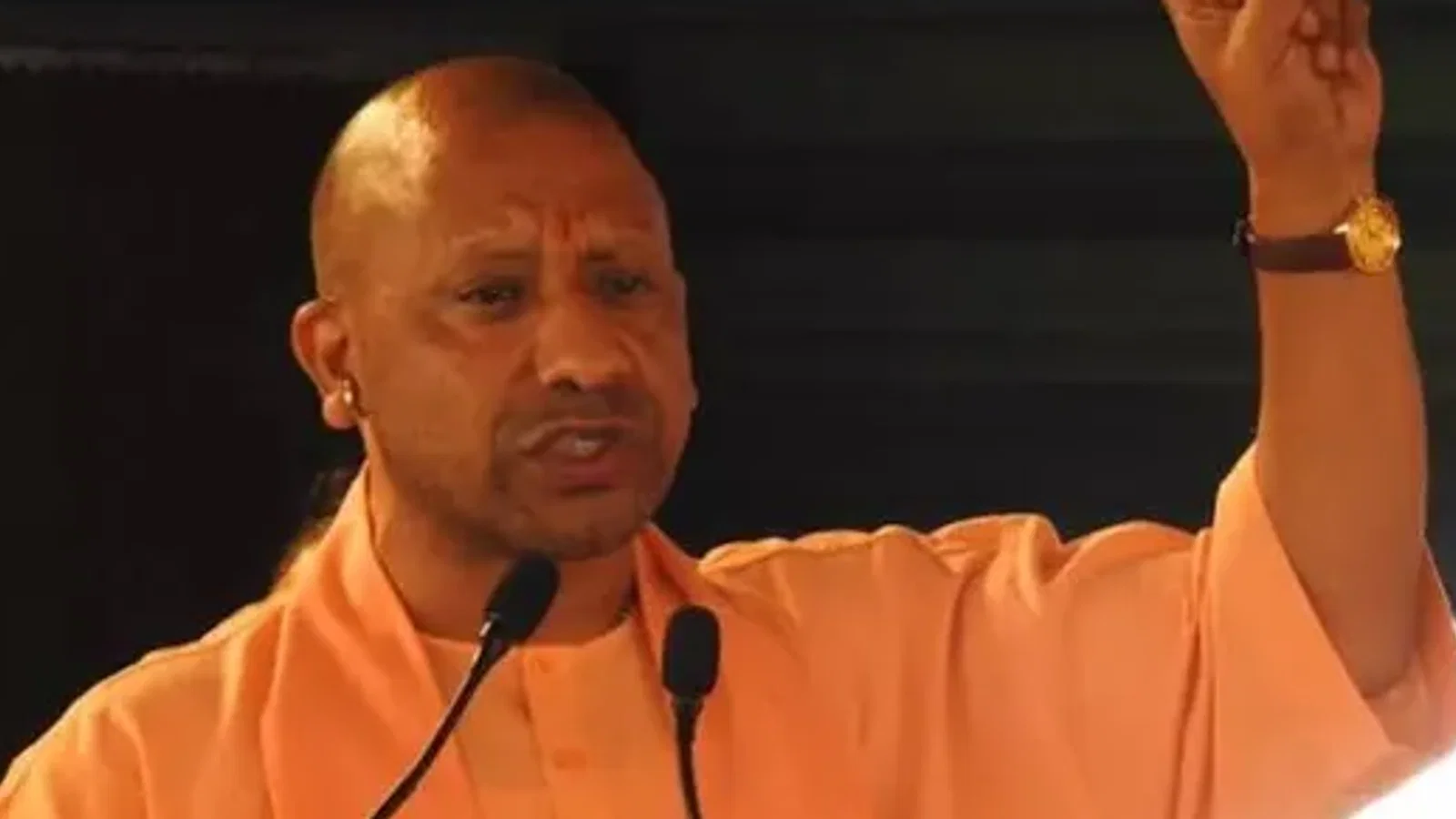 डबल इंजन सरकार की जीरो टॉलरेंस नीति ने आसुरी शक्तियों का दमन कर प्रदेश में स्थापित किया भयमुक्त वातावरणः सीएम योगी