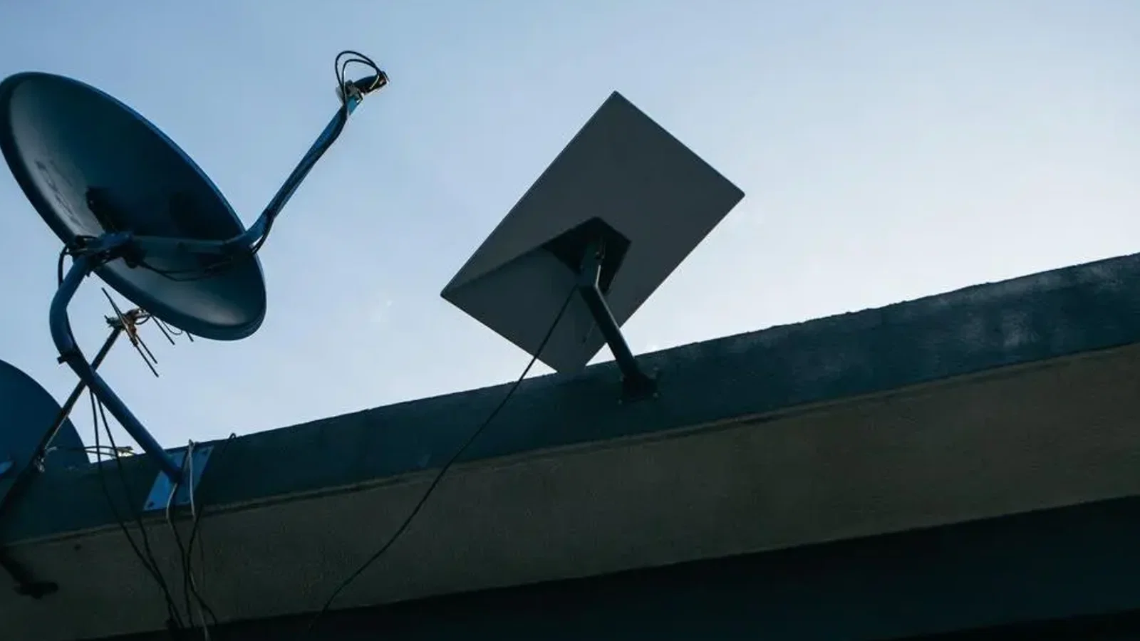 अंतरराष्ट्रीय घटनाक्रम: DoT readies Cabinet note on Satcom spectrum charge को लेकर बड़ा अपडेट व आधिकारिक रिपोर्ट