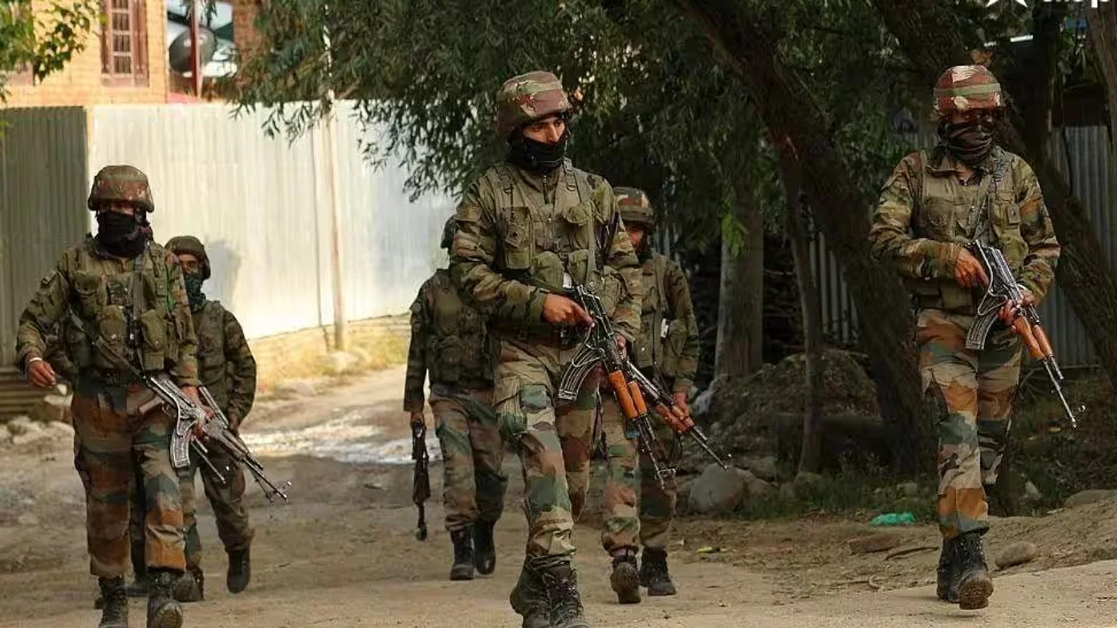 Encounter breaks out between security forces, terrorists in J&K’s Kupwara - घटनाक्रम से जुड़ा सत्यापित चित्र