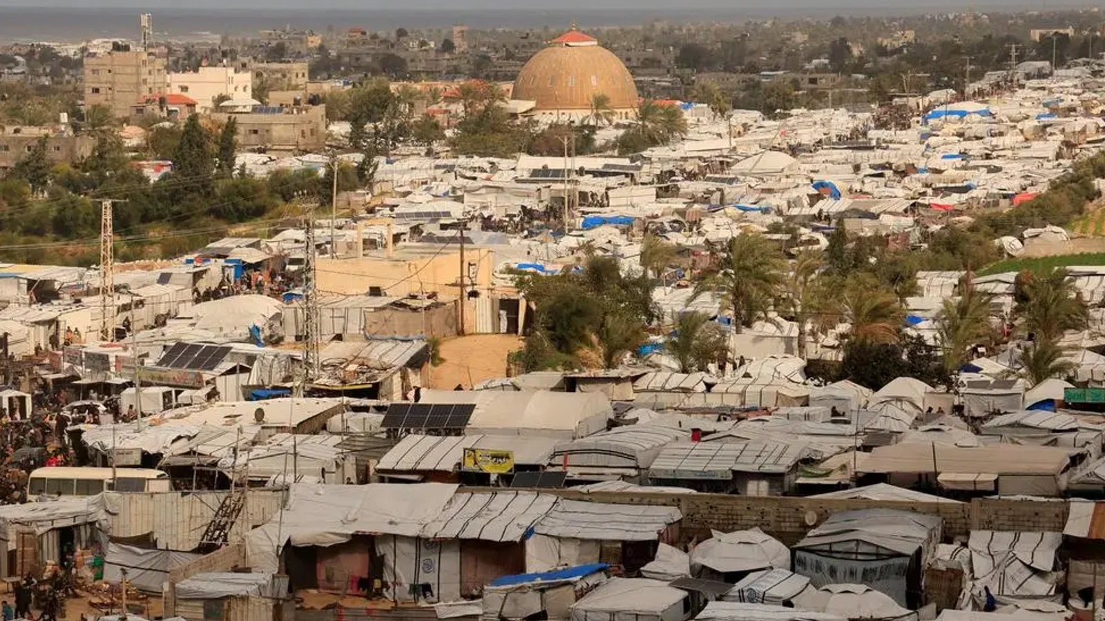 World Food Programme cuts aid to 500,000 Palestinians in Gaza, citing funding shortages