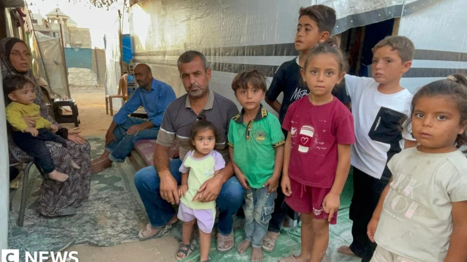 Funding shortages force World Food Programme to cut aid to Gaza