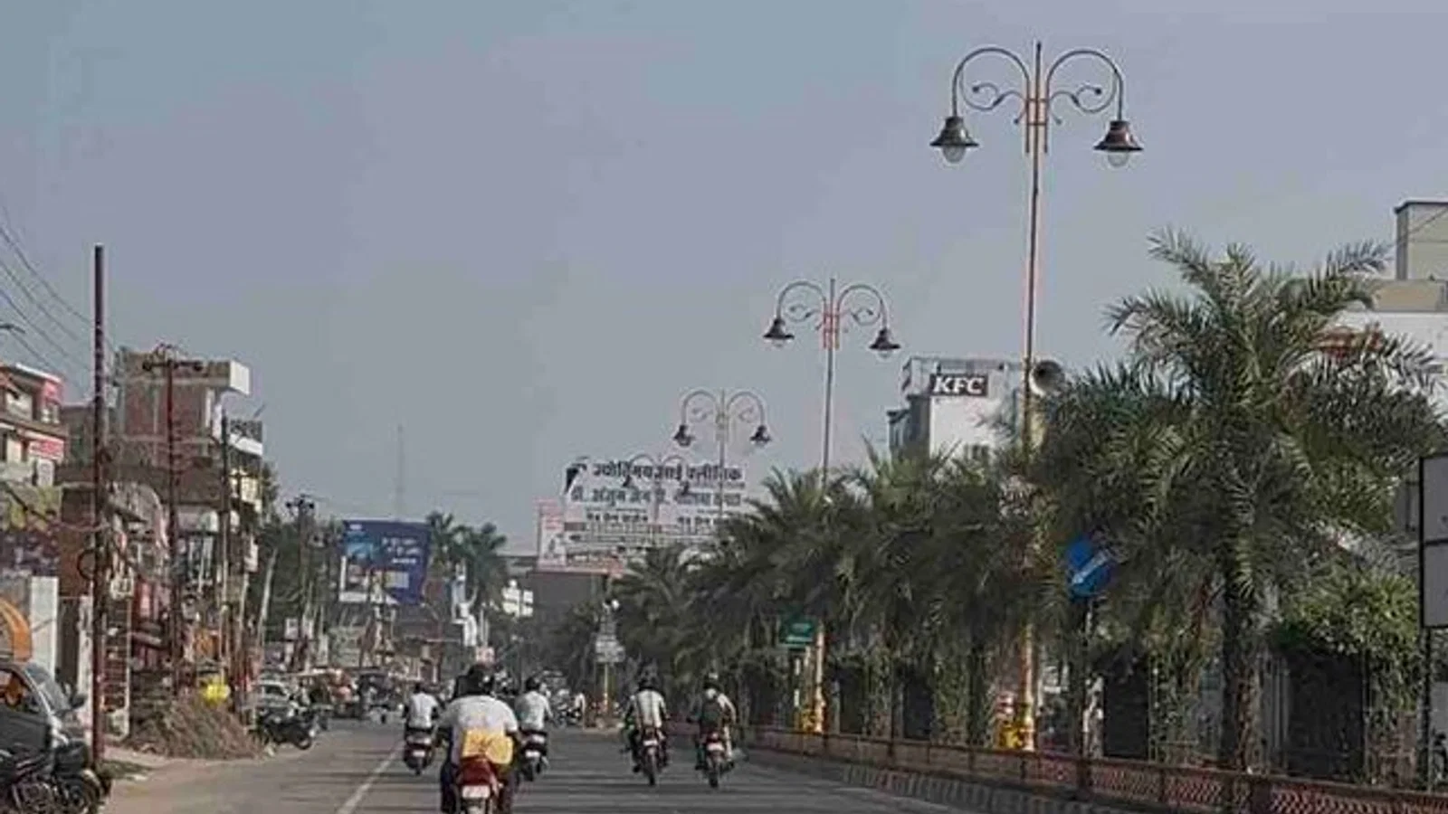 गोरखपुर में सुबह-शाम हल्की ठंडदिन में तेज धूप से गर्मी: अक्टूबर के आखिरी सप्ताह से बढ़ेगी ठिठुरन