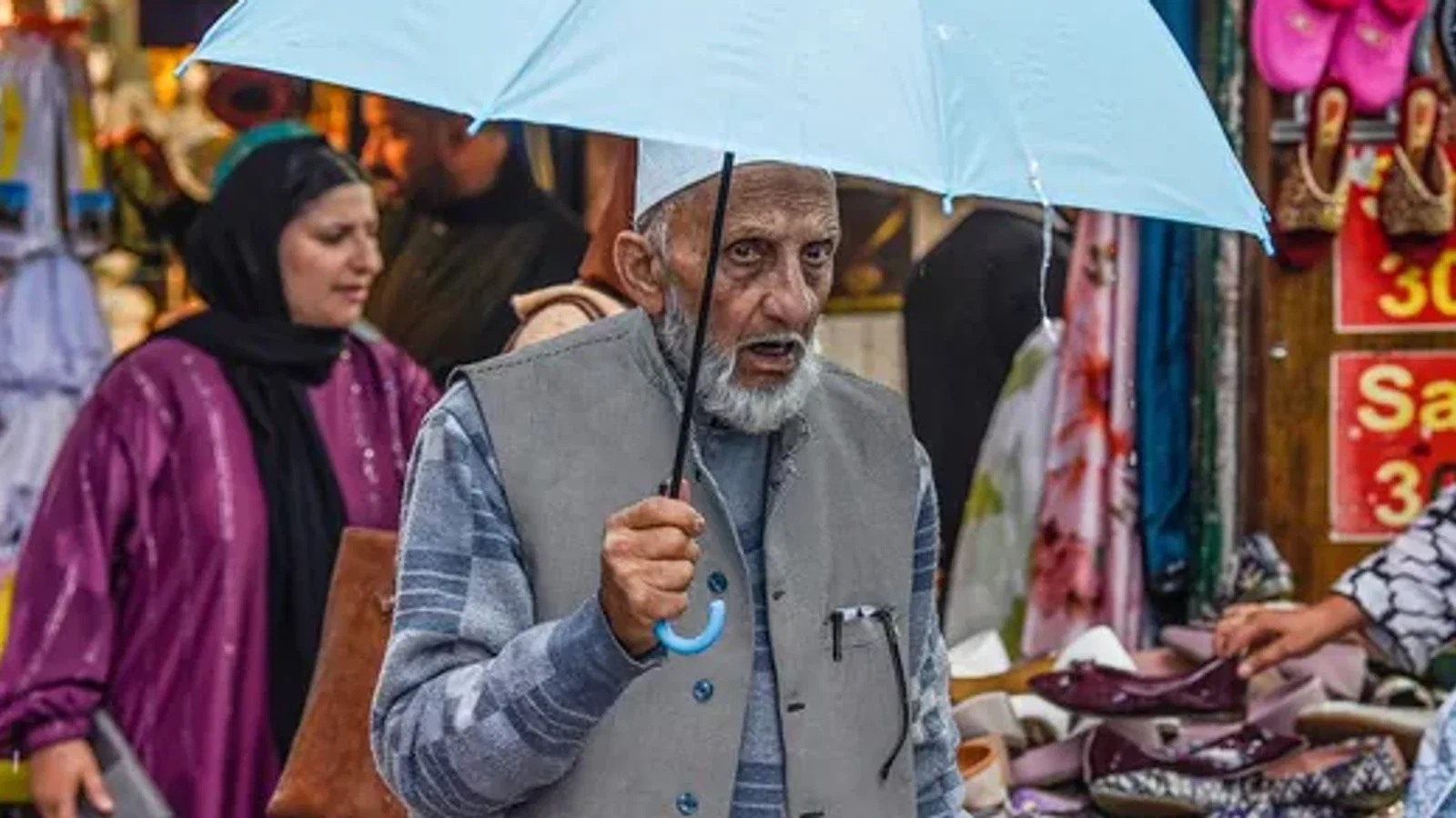 कल का मौसम, 14 अक्टूबर: बुधवार को 17 राज्यों में बारिश का अलर्ट, 50-60 की स्पीड से चलेगी हवा