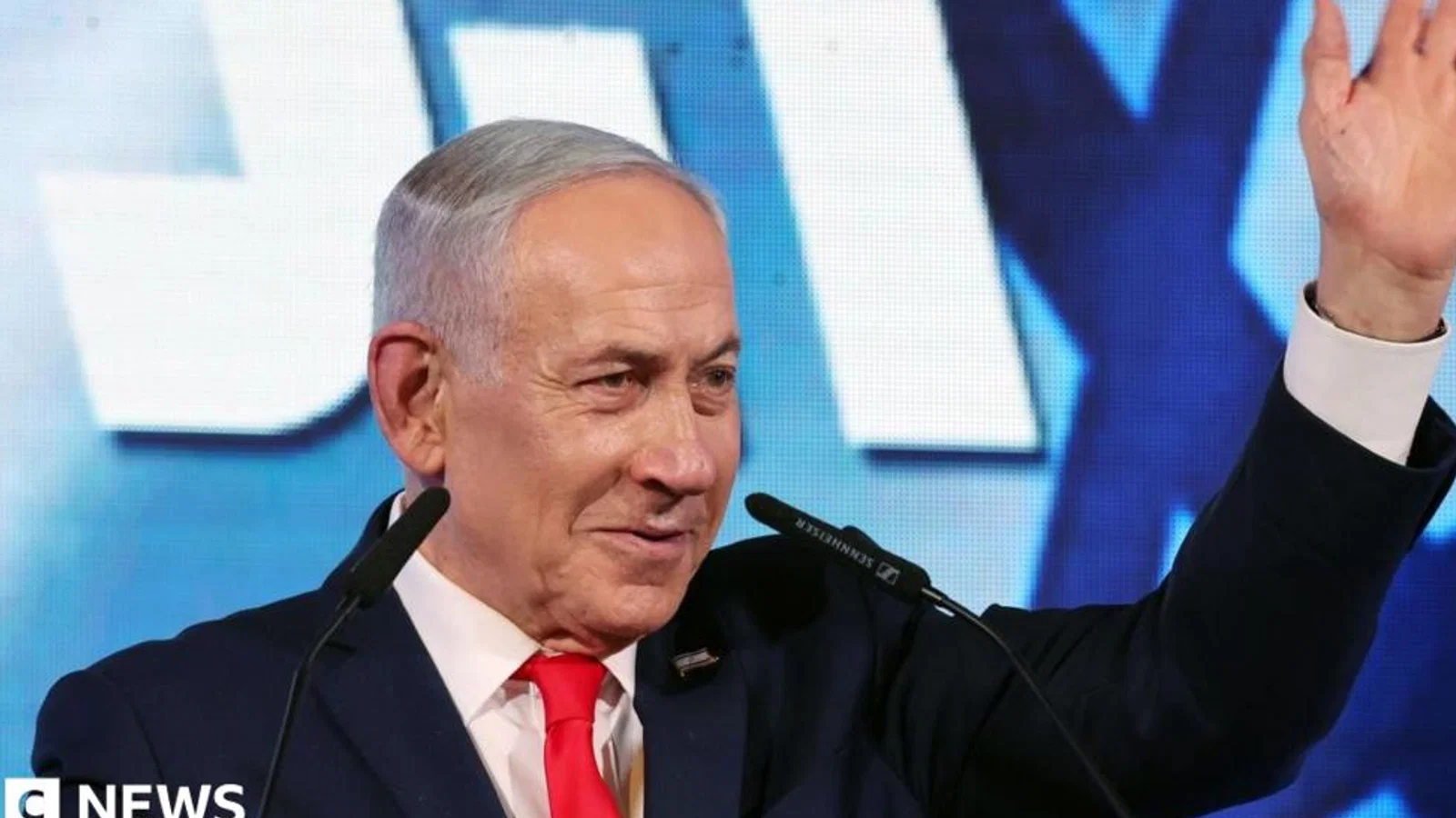 Netanyahu's bloc leading Israel election but short of majority, partial results show
