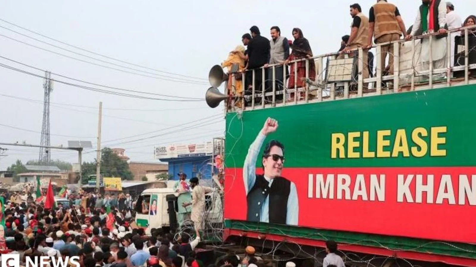TheNews100 Desk: scene related to Pakistan has locked down Imran Khan's stronghold