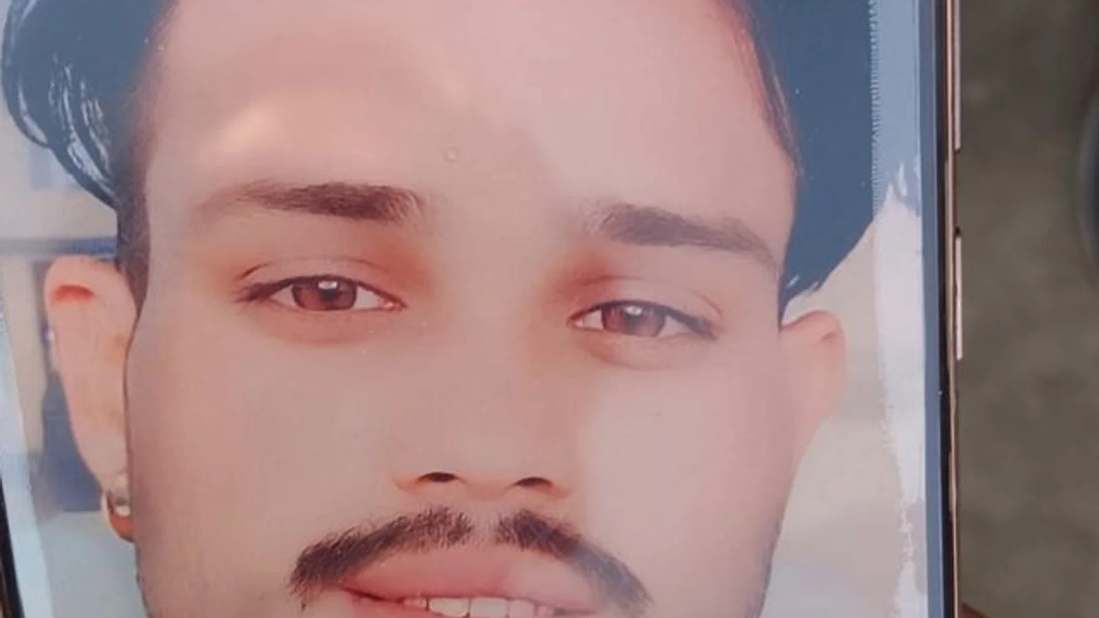 पीलीभीत में पल्लेदार की दिनदहाड़े हत्या: कहासुनी के बाद साथी ने बांके से हमला किया