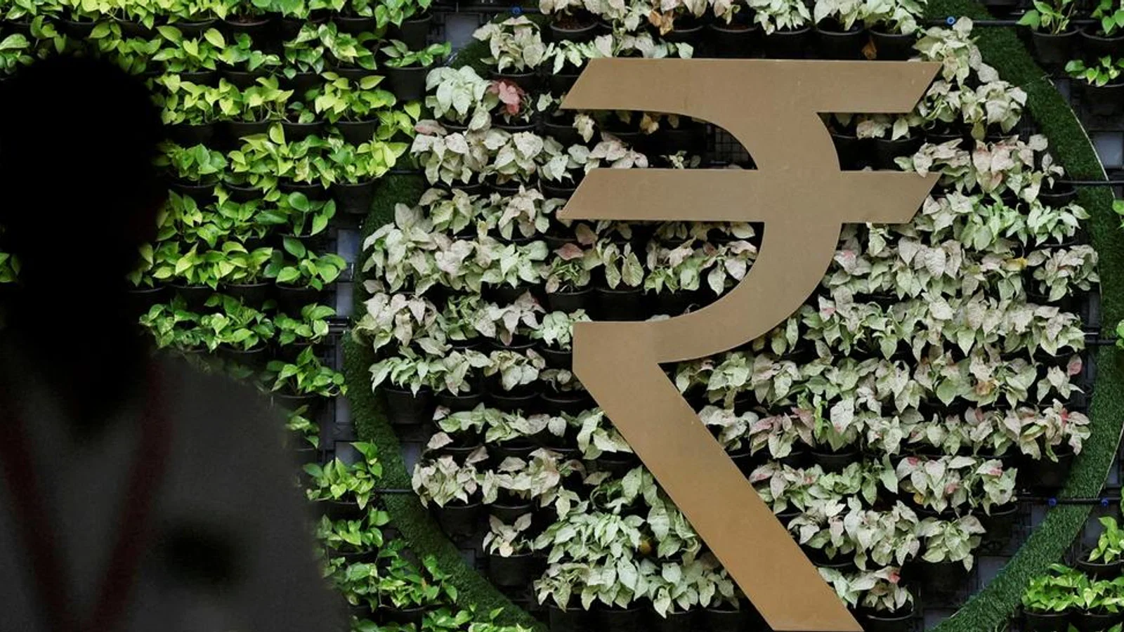 द न्यूज़ 100 डेस्क: अंतरराष्ट्रीय घटनाक्रम से जुड़ा समाचार चित्र