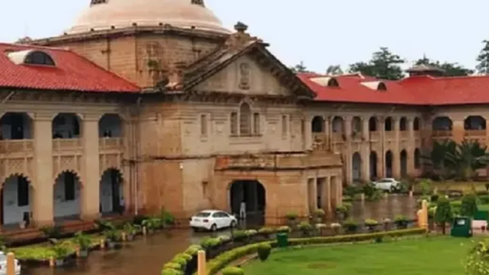 ‘सरकारी वकील से बदसलूकी कोर्ट की अवमानना, मातहतों के लिए सर्कुलर जारी करें DGP’, इलाहाबाद HC का सख्त आदेश