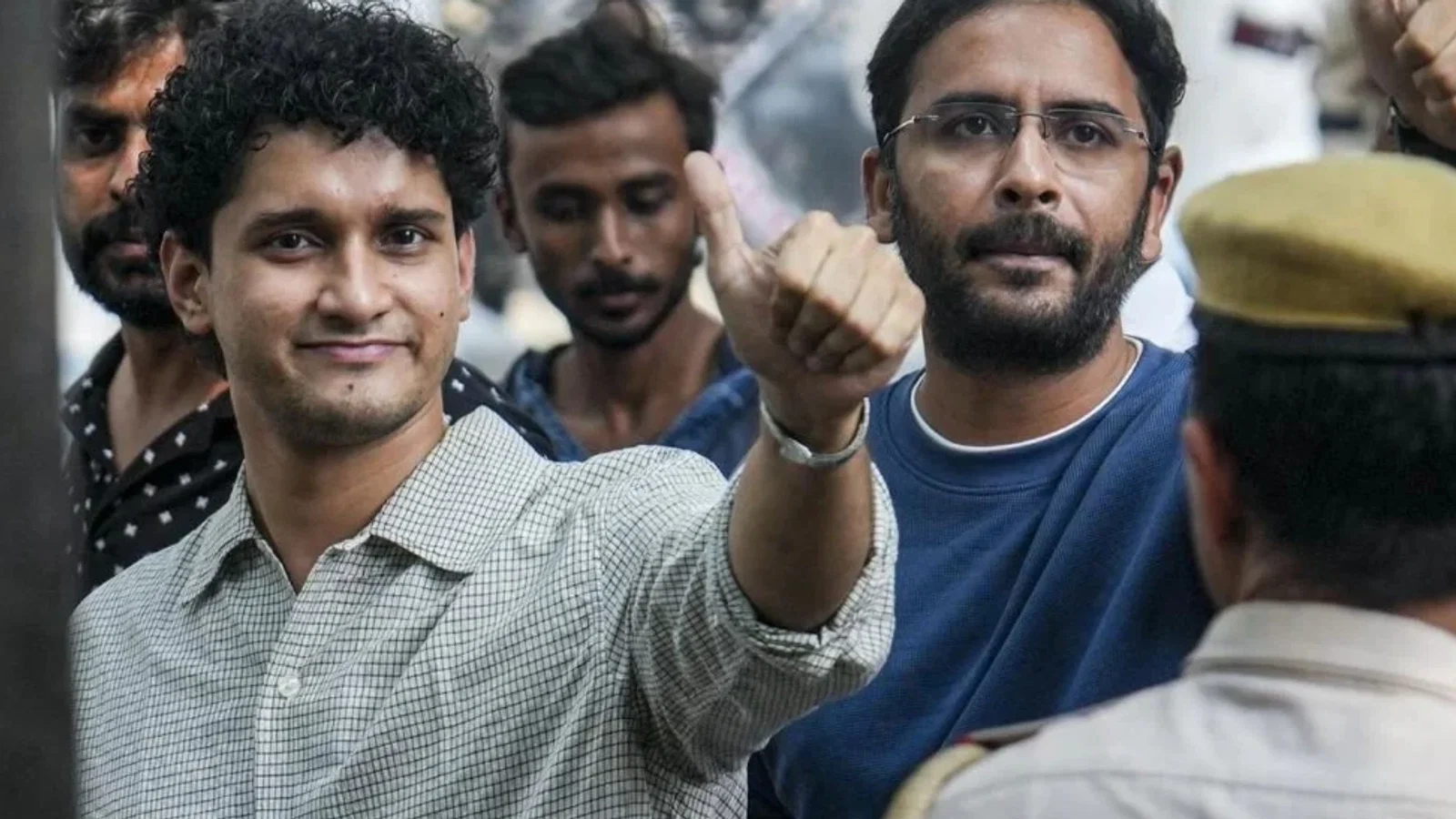 सौरव दास और आशुतोष रांका की मुश्किलें बढ़ीं, दूसरा केस भी क्राइम ब्रांच को ट्रांसफर