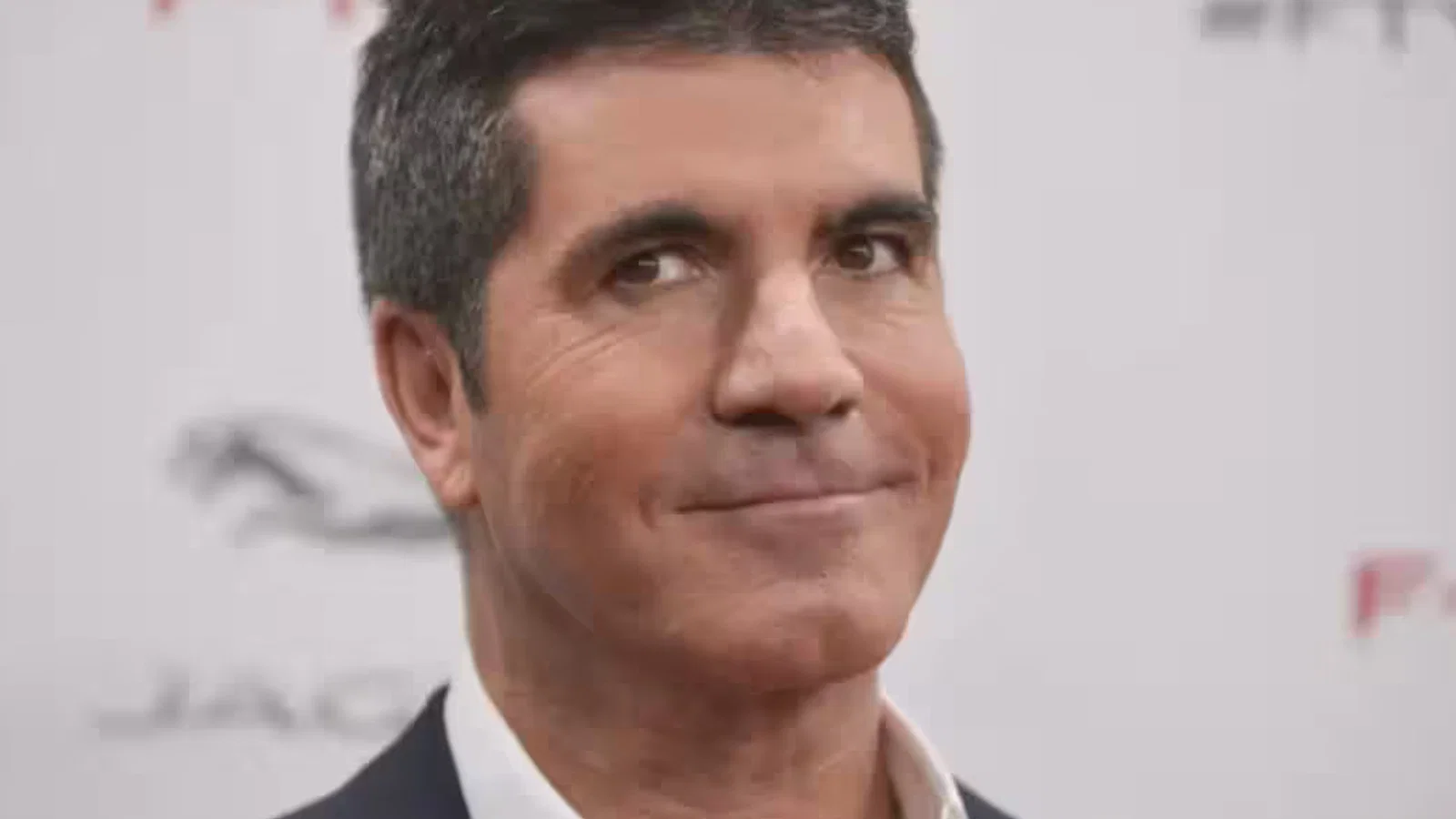 Simon Cowell donated £25,000 to help rescue over 200 dogs from meat farm