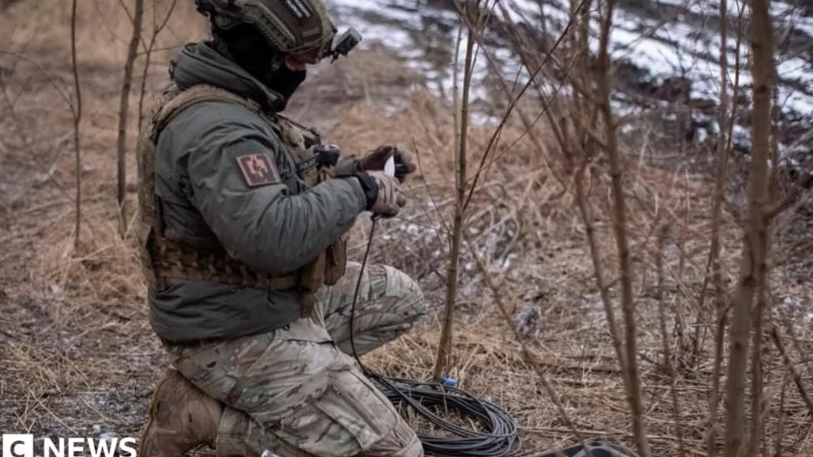 Why is Starlink internet so important on the battlefield in Ukraine?